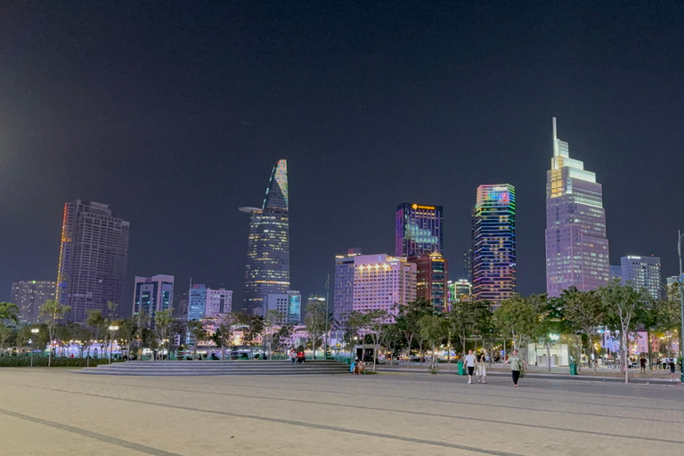 胡志明市观光巴士游（含水上木偶戏）