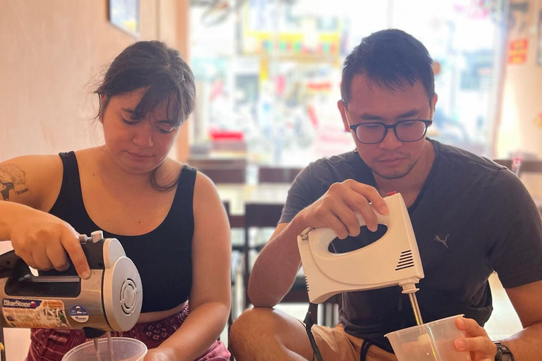 HCMc Egg Coffee Class in 1 hour with local intructor & snack