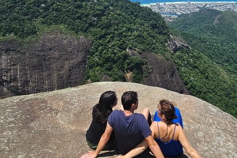 Rio de Janeiro: Pedra Bonita Hiking Tour and Hang Gliding Flight Watching