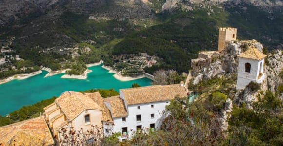 From Alicante/Benidorm: Guadalest Private Tour & Free Time