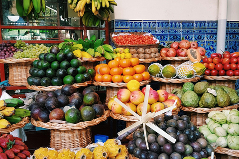 Kandy: Exotic Fruit Tasting & Tuk-Tuk Market Tour