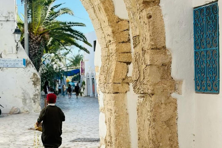 Djerba: Guellala Museum, Heritage, Photo Session, and Sunset Djerba: Discover Djerba's Traditions with a Photo Shoot