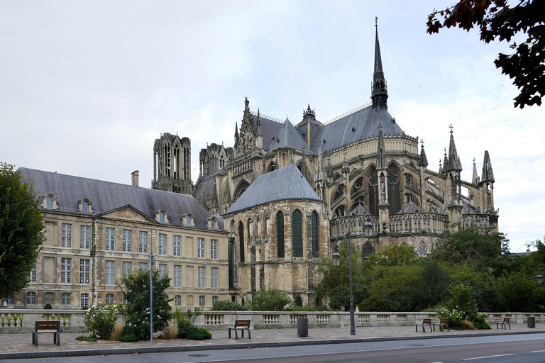 Paris: passeio de um dia em Reims com degustações de champanheParis: passeio de um dia a Reims com degustações de champanhe