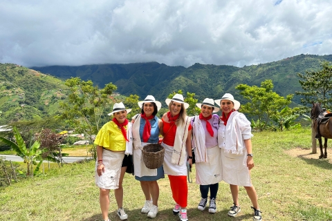 Medellín: Coffee Tour With Tastings and Lunch Coffee Tour with Tastings and Lunch