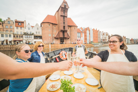 Gdańsk: Motławakryssning med pierogiprovning