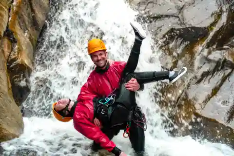 Baños de Agua Santa: Canyoning nas cachoeiras de Chamana