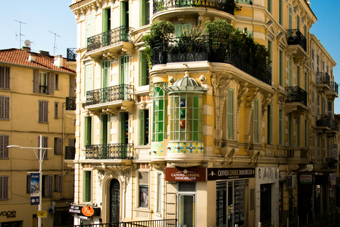 Cannes: Private Guided Walking Tour with Local Guide