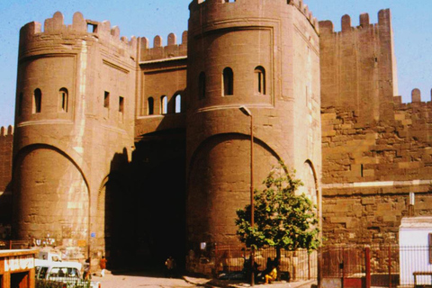 Cairo: Private Guided Tour to Bab al-Futuh & Old Cairo Gems! Tour, including Transportation and Italian Guide and Entry