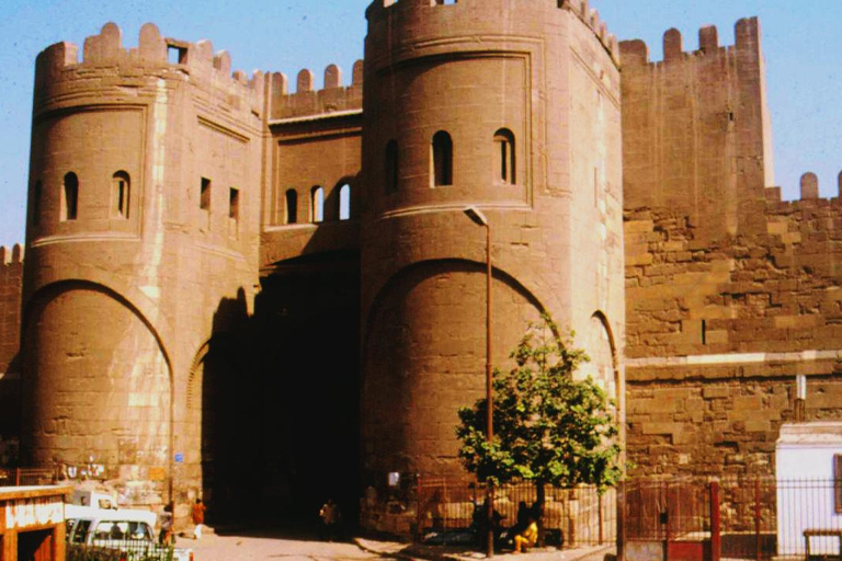 Cairo: Private Guided Tour to Bab al-Futuh & Old Cairo Gems! Tour, including Transportation and Italian Guide and Entry