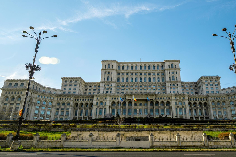 Bucharest: Private Architecture Tour with a Local Expert