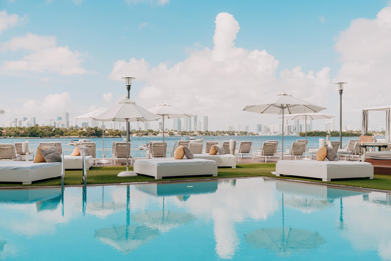 Miami: Baia Beach Club Pool Day Pass Miami: Baia Beach Club Pool & Spa Day Pass