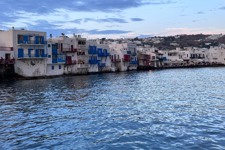 Mykonos : croisière d'une demi-journée en bateau antique sur la côte sudMykonos : tour en bateau demi-journée plages du sud