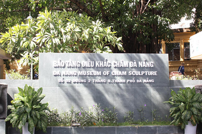 Da Nang Stadtführung: Linh Ung Pagode, Cham Museum &amp; Han Markt