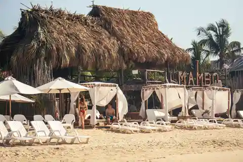 Journée complète à Isla baru playa blanca au Mambo Beach club