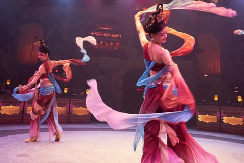 Shanghai: Xuyan, Xu Dunhuang Immersive Dining Experience