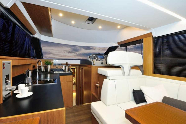 Mallorca: Private Yacht Cruise with Skipper and Lunch