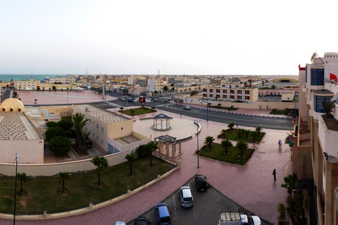 Dakhla: City Tour with Lighthouse and Artisan Workshop
