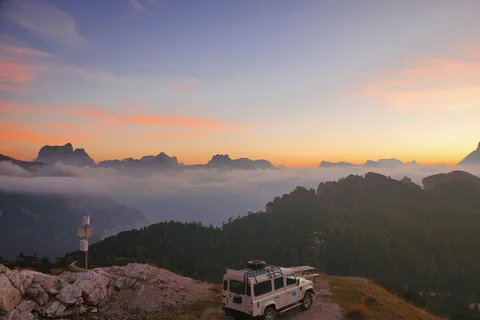 Cortina d'Ampezzo: High altitude off-road scenic spots tour