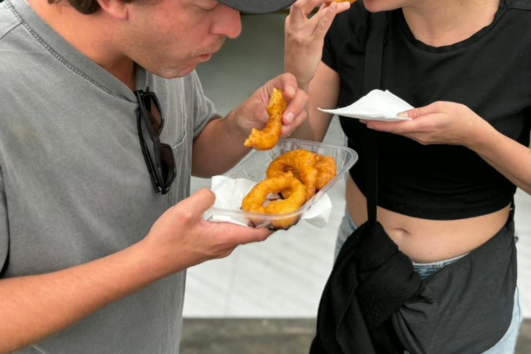 Lima: Barranco Street Food Tour by Tuk-Tuk with 13 Tastings
