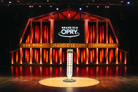 Nashville: ticket voor Grand Ole Opry ShowZitplaatsen op niveau 1 - voorkant van het huis