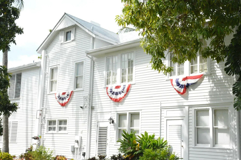 Key West Adventure: Day Trip from Miami to Paradise! ☀️