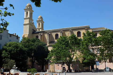 Bastia: Tour privado de la ciudad a pie