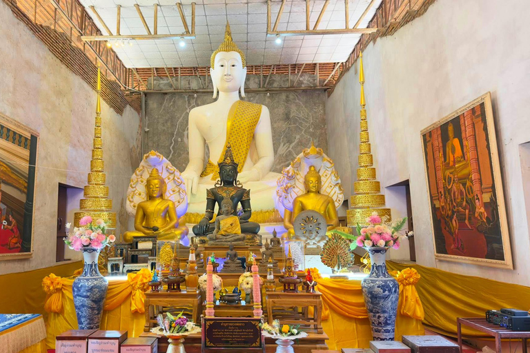 Bangkok: Ayutthaya hidden temples & tuk-tuk tour