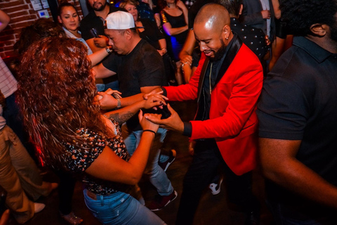 Los Angeles: Latin Dance Club Crawl Experience