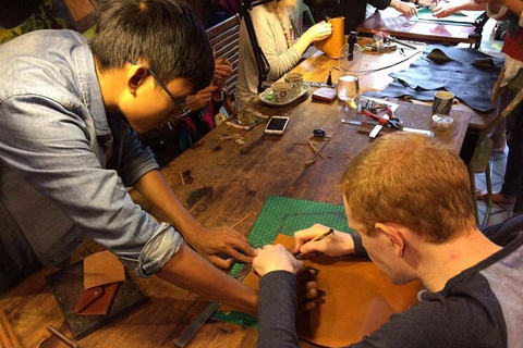 Hoi An: Experience Handmade Leather Making in Oldtown Experience Express Leather class in 2 hours