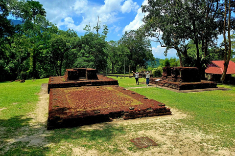 From Penang: Bujang Valley Guided Tour with Lunch
