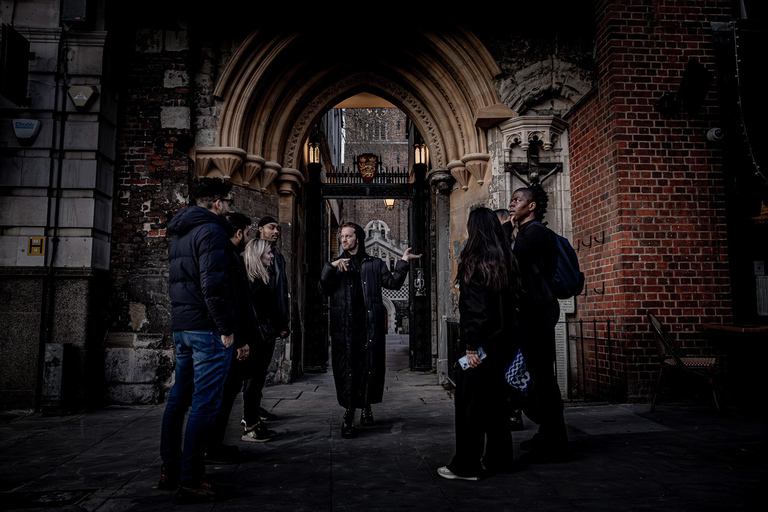 London by Night: Haunted Ghost Walking Tour & Dark History London: Haunted Ghost Night Walking Tour