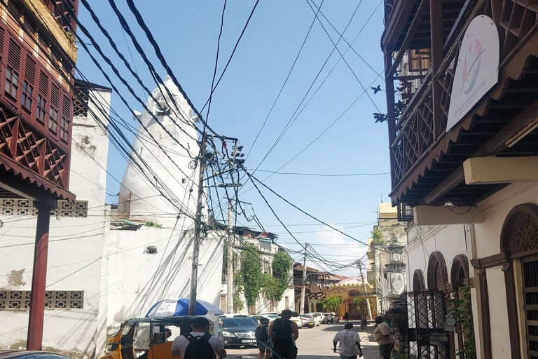 Mombasa City Highlights & Authentic Mijikenda Village Culture & Traditions