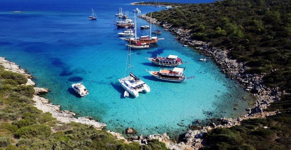 Bodrum: Orak Island Boat Tour with Lunch and Swim Stops