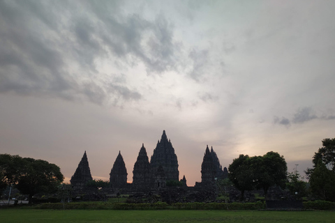 Prambanan Sunsite e apresentação do balé Ramayana