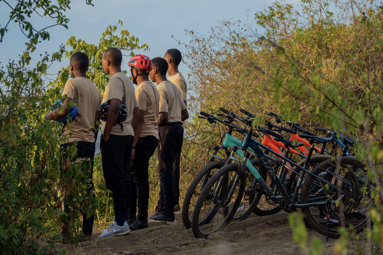 Tour guidato in bicicletta nella località di Landevor ad ArushaTour guidato in bici nella località di Landevor ad Arusha