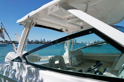 #1 Tour en barco privado y 1 hora gratis de alquiler de moto acuática en Miami