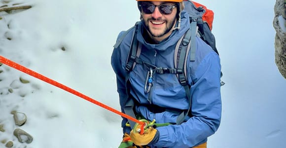 Canmore: Half-Day Winter Ice Canyoneering for Beginners