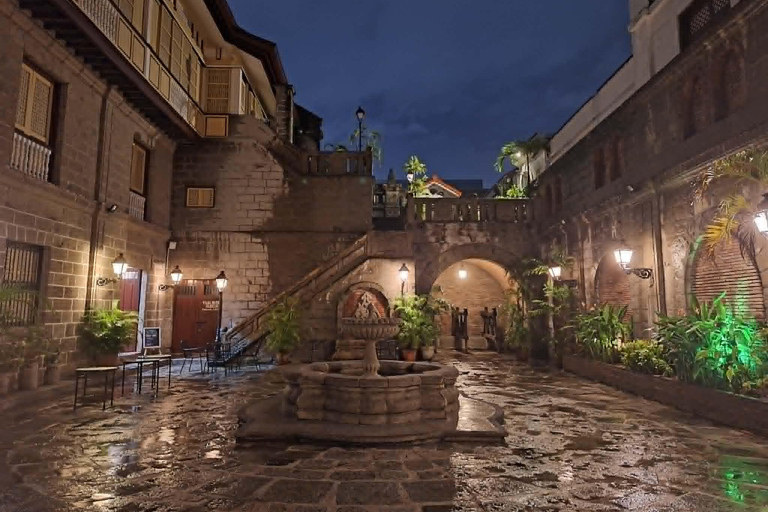 Manila: Intramuros Night Tour with Folklore and History