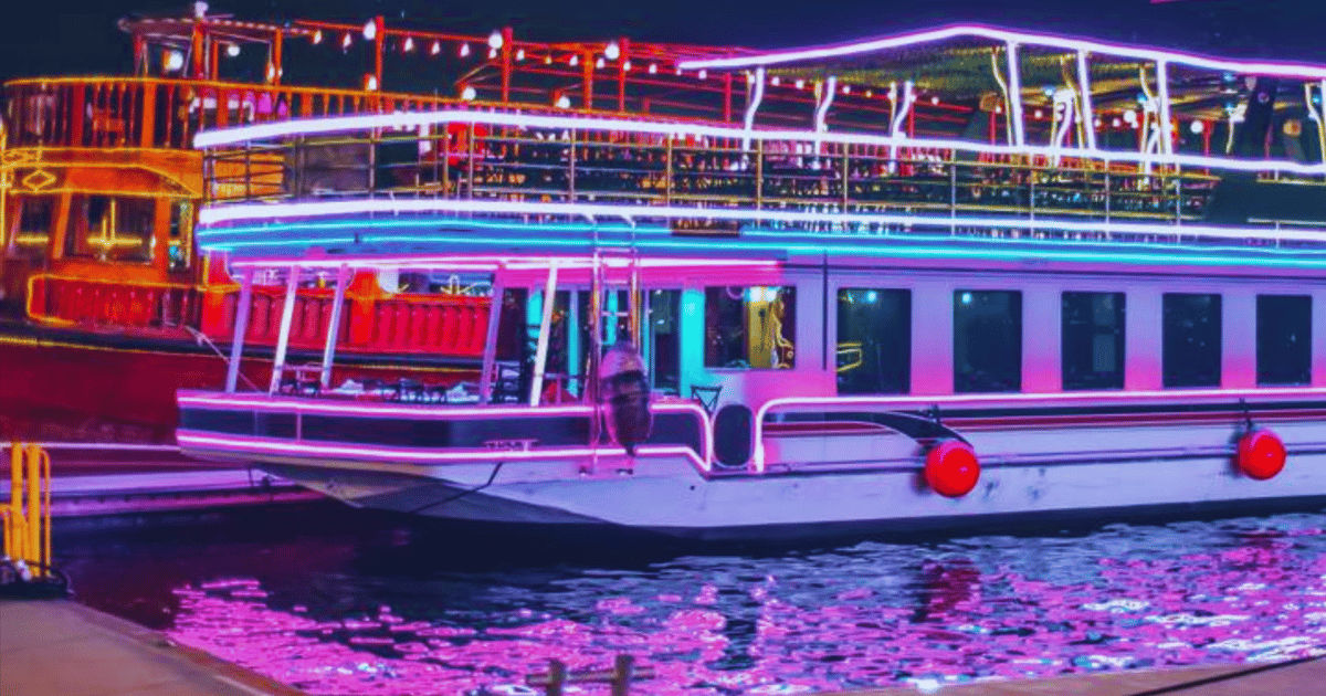 Роскошный круиз по Дубаю с ужином и развлекательной программой ...