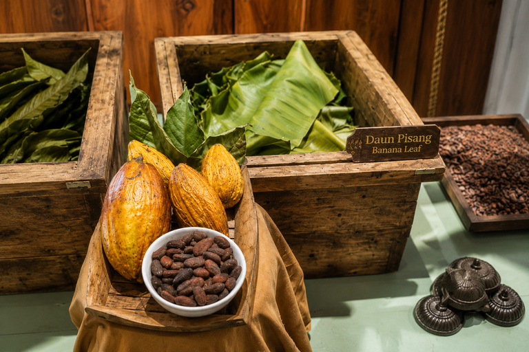 Yogyakarta: Coffee, Chocolate Making & Museum Tour