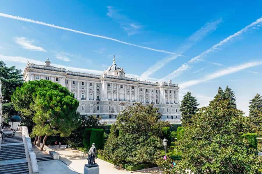 Madrid: Geführte Tour durch den Königspalast mit Schnellzugang. Foto: GetYourGuide Madrid: Geführte Tour durch den Königspalast mit Schnellzugang. Foto: GetYourGuide