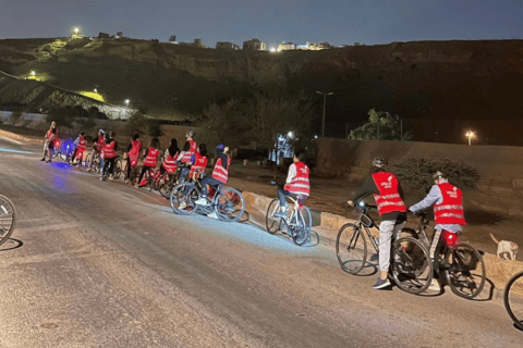 Riade: Passeio noturno de bicicleta em Wadi Hanifah, uma fuga para a naturezaRiade: Passeio de bicicleta à noite em Wadi Hanifah, uma escapadela pela natureza