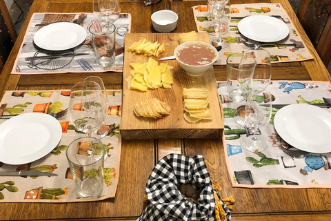 Porto: Cheese and Port Wine Tasting in a Unique Place