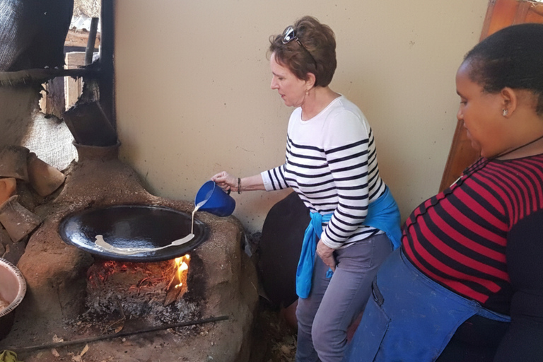 Addis Ababa: Silk Weaving, Pottery, and Coffee Tour