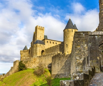 Carcassonne: Express Walk with a Local in 60 minutes