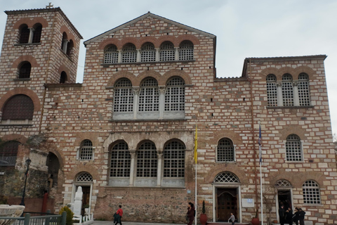 Thessaloniki: Upper Town Bus & Walking Tour with Drinks