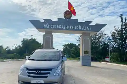 Táxi particular de Phnom Penh para o píer da balsa de Ha Tien para Phu Quoc