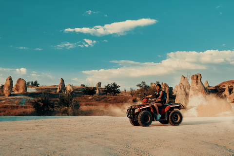 Tour in quad ATV in CappadociaTOUR IN ATV DI 2 ORE AL TRAMONTO