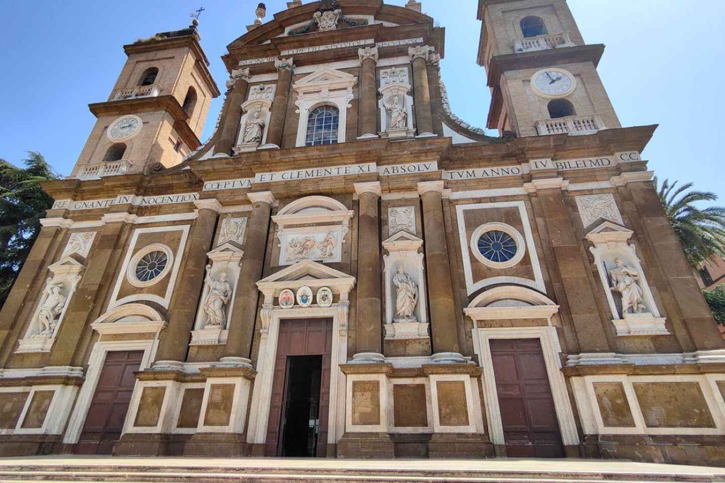 Rome: Frascati Private Day Trip with Lunch & Wine Tasting