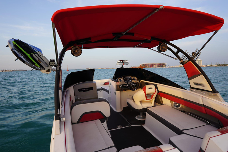 Doha: Private Jet Boat Trip - with Water ActivitiesDoha: Private Jet Boat Trip (1 hour)